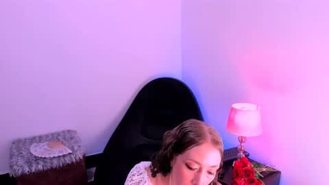 Pantyhose Queen online show from March 10, 7:50 pm