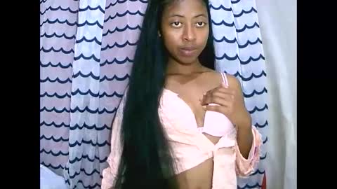 joliekah27 online show from September 12, 7:27 pm