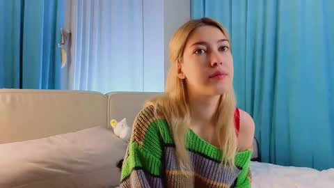 Viola online show from December 15, 11:17 am