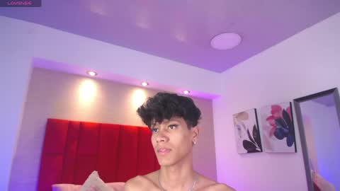 Jonas  online show from April 9, 5:22 am