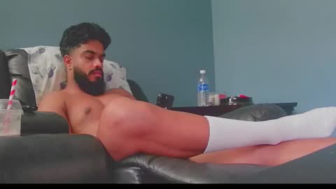 royjon online show from September 8, 9:25 pm