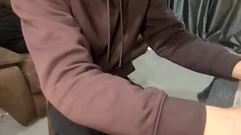 jonlow1 online show from January 7, 12:26 am