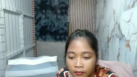 jonna2568 online show from December 4, 6:18 pm