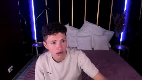 Snapshot of jonny_dark chatting on October 9, 11:59 am Jonny online show from October 9, 11:59 am