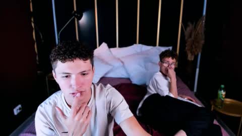 Snapshot of jonny_dark chatting on October 8, 11:05 am Jonny online show from October 8, 11:05 am