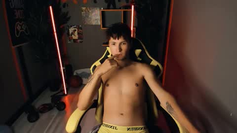 Snapshot of jonny_dark chatting on September 11, 11:22 am Jonny online show from September 11, 11:22 am