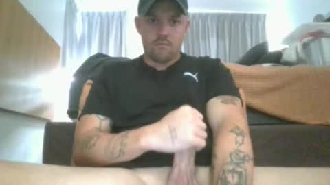 jonoy1995 online show from February 4, 4:37 am