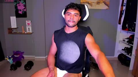 JordanRossie online show from May 5, 11:21 pm