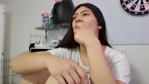 Jordyn online show from April 17, 4:31 pm