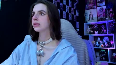 Rose online show from December 13, 8:15 pm