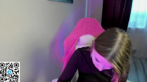 Mila online show from July 4, 3:54 am