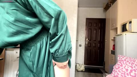 jose_77ine online show from March 4, 5:15 am