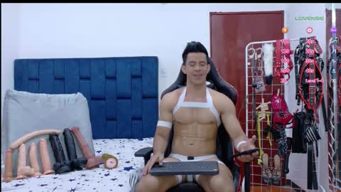 jose_rumbero91 online show from February 18, 1:49 am