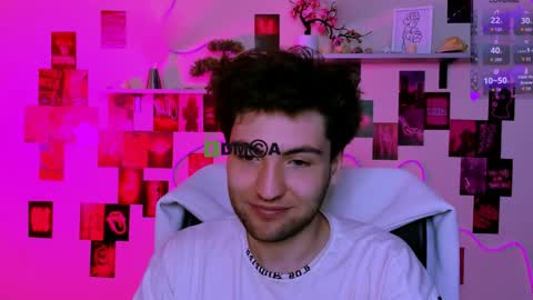 joseph_bear_ online show from April 1, 1:41 pm