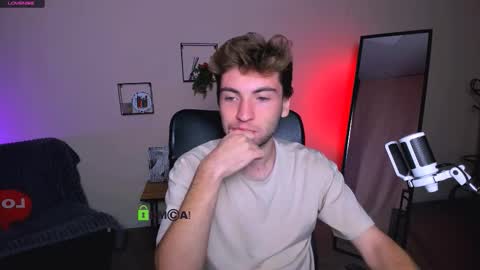 joseph_bear_ online show from September 27, 8:34 am