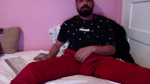 josephs1990 online show from September 27, 6:05 pm