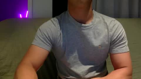 joshasian0713 online show from November 28, 10:33 am