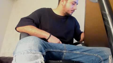 JoshKnight online show from November 5, 6:37 am