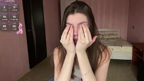 Ivy online show from April 1, 1:41 pm