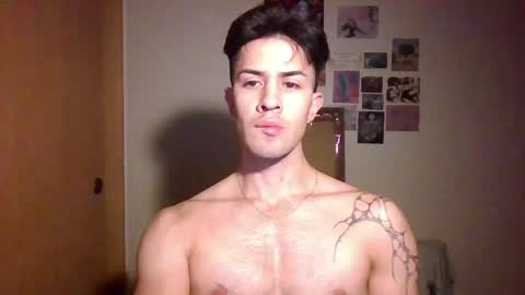 Snapshot of jotarojas1 chatting on March 7, 2:46 am jotarojas1 online show from March 7, 2:46 am