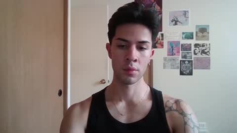 Snapshot of jotarojas1 chatting on January 24, 7:07 pm jotarojas1 online show from January 24, 7:07 pm