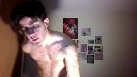 Snapshot of jotarojas1 chatting on December 20, 3:36 am jotarojas1 online show from December 20, 3:36 am