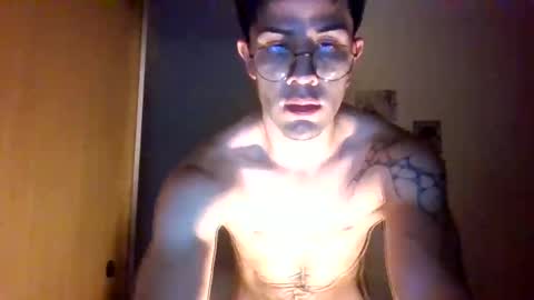 Snapshot of jotarojas1 chatting on January 20, 4:21 am jotarojas1 online show from January 20, 4:21 am