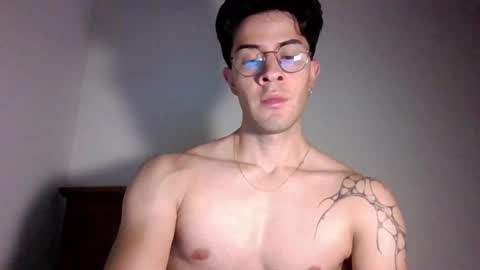 Snapshot of jotarojas1 chatting on December 26, 7:13 am jotarojas1 online show from December 26, 7:13 am