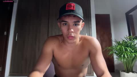 Im Jouliano online show from November 25, 11:36 pm