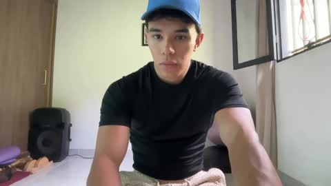 Im Jouliano online show from May 22, 3:08 pm