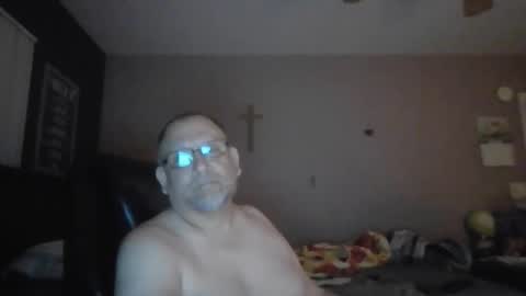 jpetz69257238 online show from May 7, 2:51 am