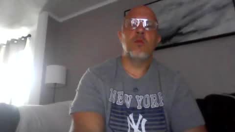 jr1871 online show from July 26, 11:19 am