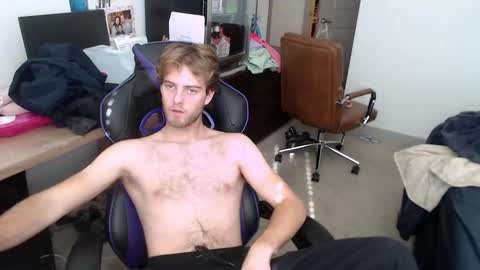 jrsmith005 online show from December 6, 4:55 pm