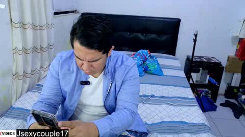 Snapshot of jsexycouple17 chatting on October 19, 7:57 am jsexycouple17 online show from October 19, 7:57 am