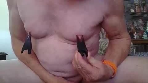 jsquirt09 online show from March 2, 4:21 pm