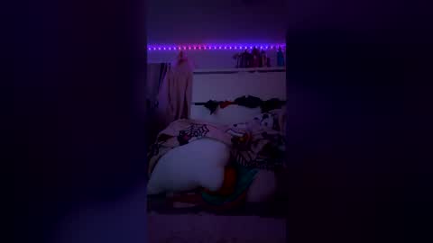jtjehehrhr online show from June 13, 4:34 am