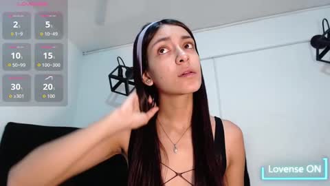    online show from October 14, 12:52 pm