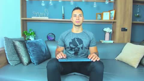 juan_muscle online show from February 10, 2:08 am