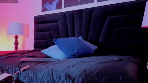 juancamilo66_ online show from February 12, 2:15 am