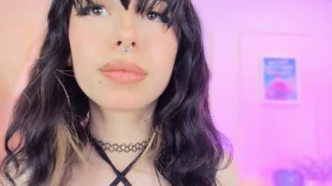 judeline online show from March 5, 2:37 pm