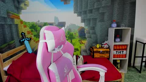 JudithSilvia online show from March 6, 9:30 am