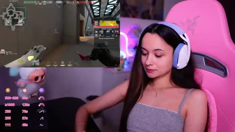 Angelina online show from April 29, 5:30 pm