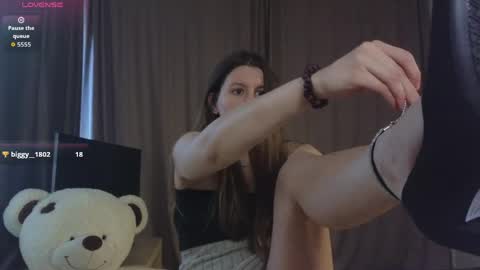 laura online show from May 23, 5:53 pm