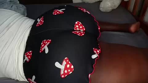 Sweetass online show from October 14, 7:11 am