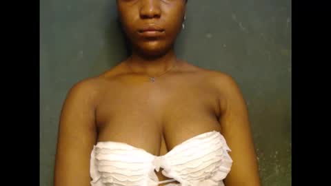 juicycuntx online show from February 15, 5:32 am