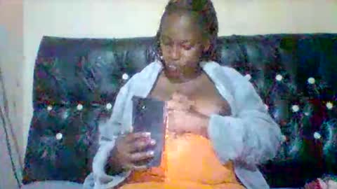 juicyicequeen online show from March 25, 3:02 am
