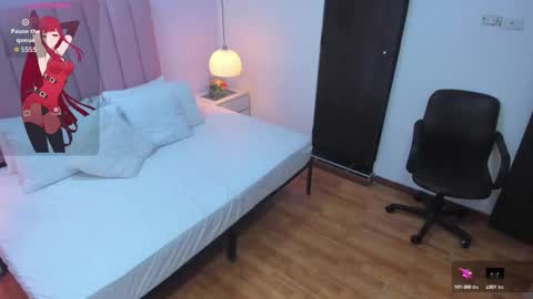 juicykitten1 online show from September 24, 10:55 am