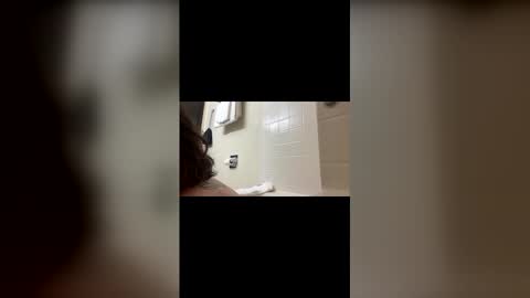 JuJuKitty online show from February 11, 7:01 am