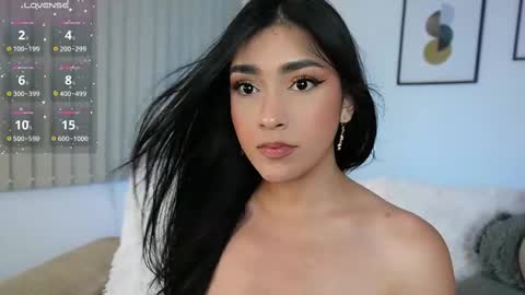 Jules Bennett online show from March 12, 1:03 am