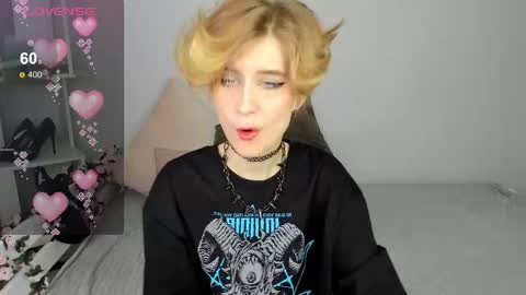 Jules online show from March 4, 1:12 am